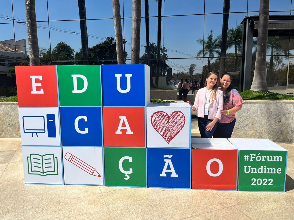 Secretária de Educação e Diretora de Planejamento de Caracol participam de 9° Fórum Nacional Extraordinário de Educação Secretária de Educação e Diretora de Planejamento de Caracol participam de 9° Fórum Nacional Extraordinário de Educação