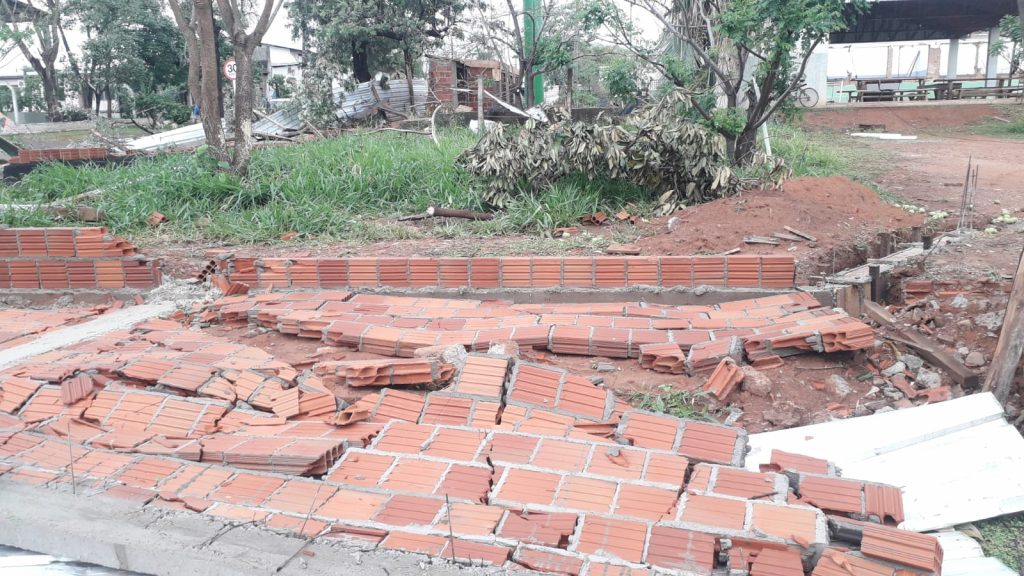 Após temporal assolar Caracol, Prefeitura oferece suporte para famílias do município Após temporal assolar Caracol, Prefeitura oferece suporte para famílias do município