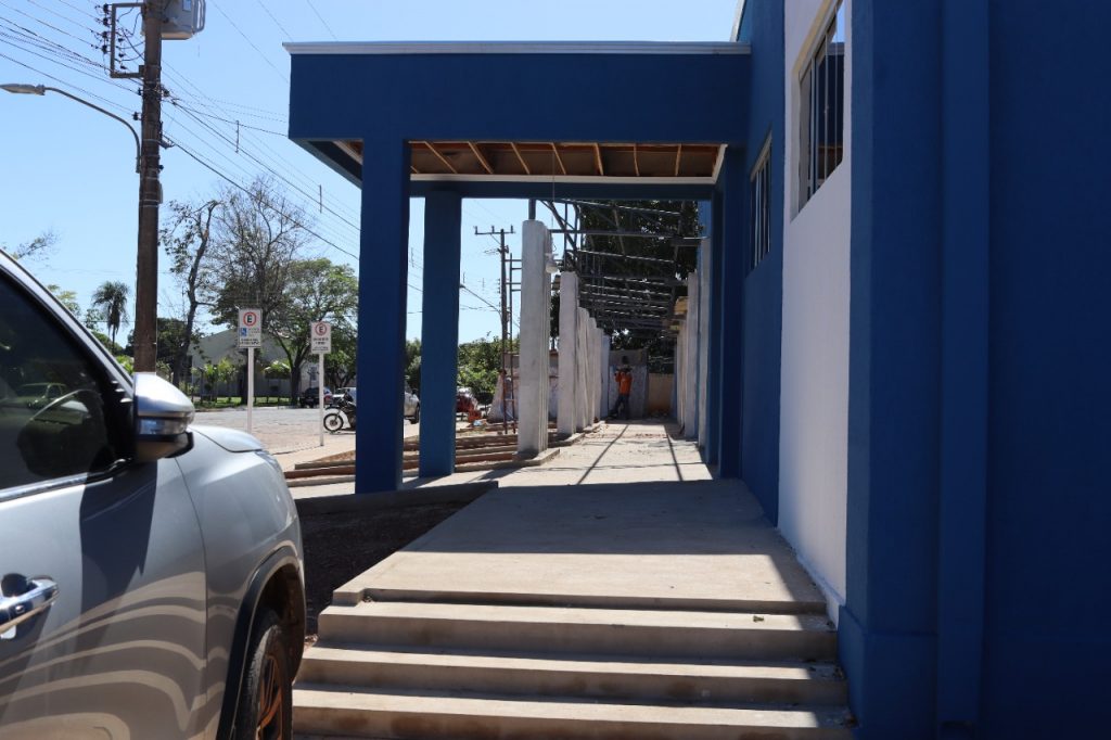 Prédio da Prefeitura de Caracol está sendo revitalizado