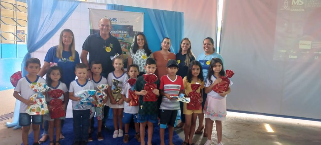 Prefeitura de Caracol premia alunos e professores destaque do programa MS Alfabetiza Prefeitura de Caracol premia alunos e professores destaque do programa MS Alfabetiza