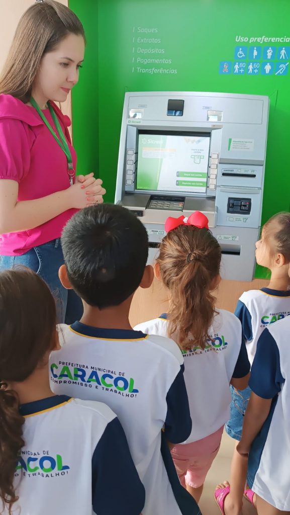 Alunos do ensino municipal de Caracol participam do programa Cooperação na Ponta do Lápis