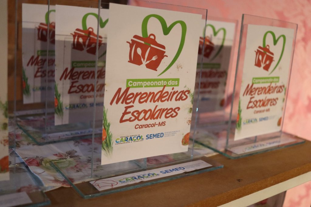 Risoto de Carne-Seca é prato vencedor do 1º Campeonato das Merendeiras Escolares de Caracol Risoto de Carne-Seca é prato vencedor do 1º Campeonato das Merendeiras Escolares de Caracol