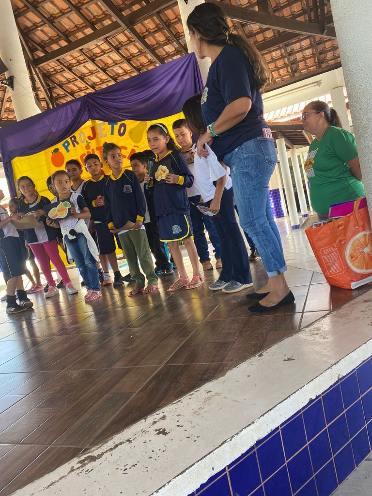 Alunos da Escola Municipal Joaquim Antônio dos Santos participam do projeto Alimentação Saudável