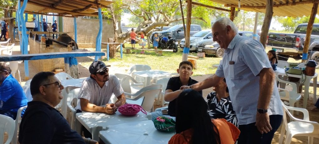 Prefeitura de Caracol comemora Dia do Servidor Público com churrasco e boa música