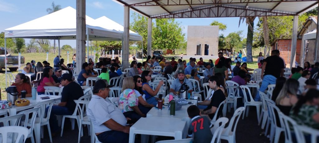 Prefeitura de Caracol comemora Dia do Servidor Público com churrasco e boa música