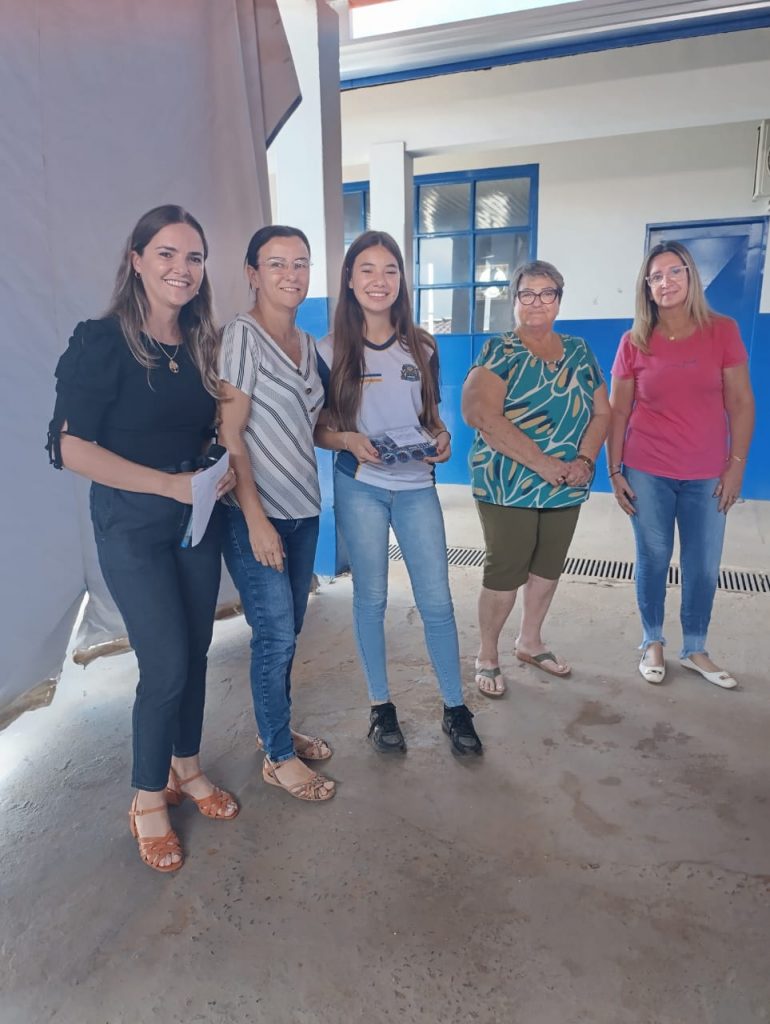 Fotografias dos estudantes da Rede Municipal de Ensino irão compor as capas dos Kits Escolares 2025