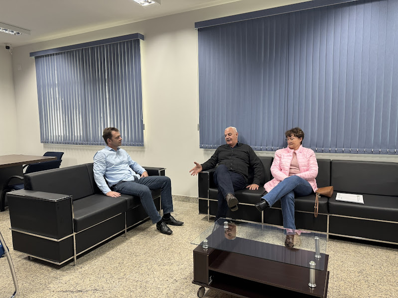 Prefeito Carlos Humberto Pagliosa visita Receita Federal em Mundo Novo para viabilizar doação de bens apreendidos Prefeito Carlos Humberto Pagliosa visita Receita Federal em Mundo Novo para viabilizar doação de bens apreendidos