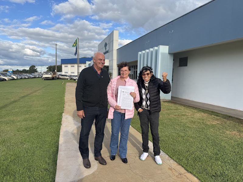 Prefeito Carlos Humberto Pagliosa visita Receita Federal em Mundo Novo para viabilizar doação de bens apreendidos Prefeito Carlos Humberto Pagliosa visita Receita Federal em Mundo Novo para viabilizar doação de bens apreendidos