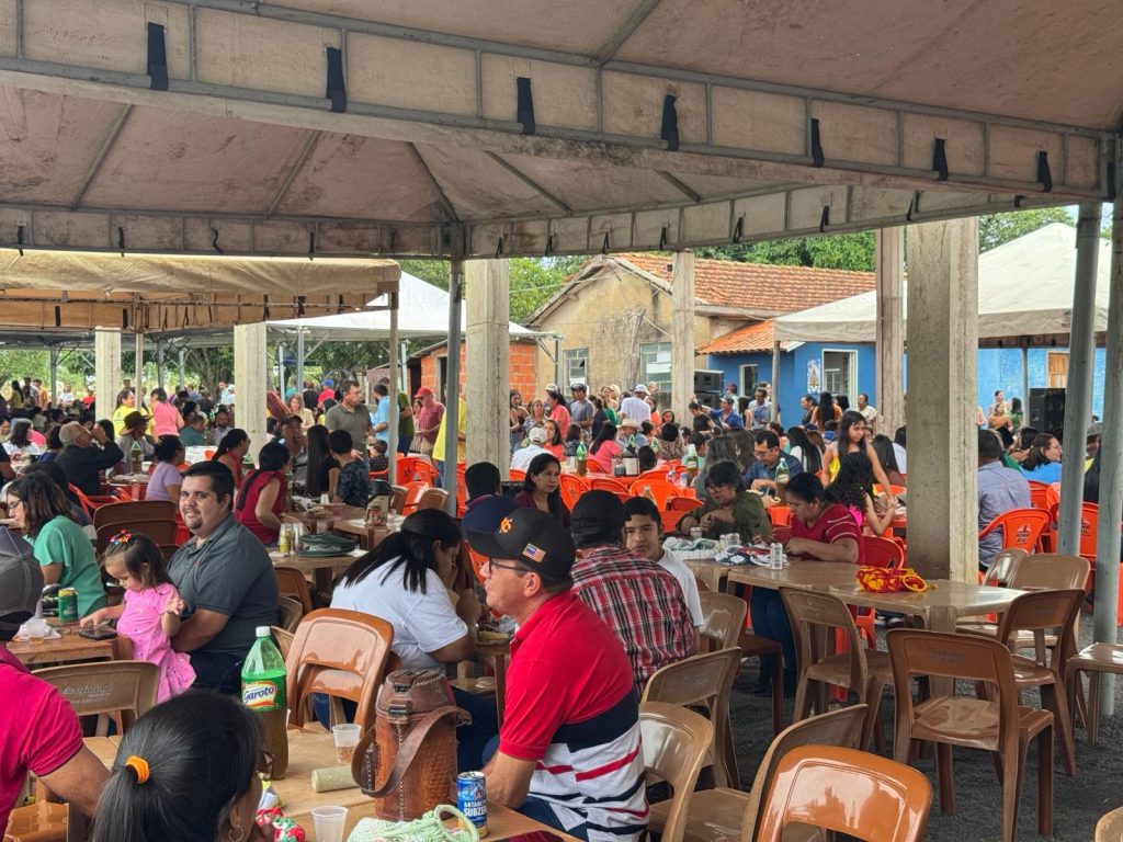 Prefeito Neco Pagliosa comemora sucesso da programação dos 60 anos de Caracol Prefeito Neco Pagliosa comemora sucesso da programação dos 60 anos de Caracol