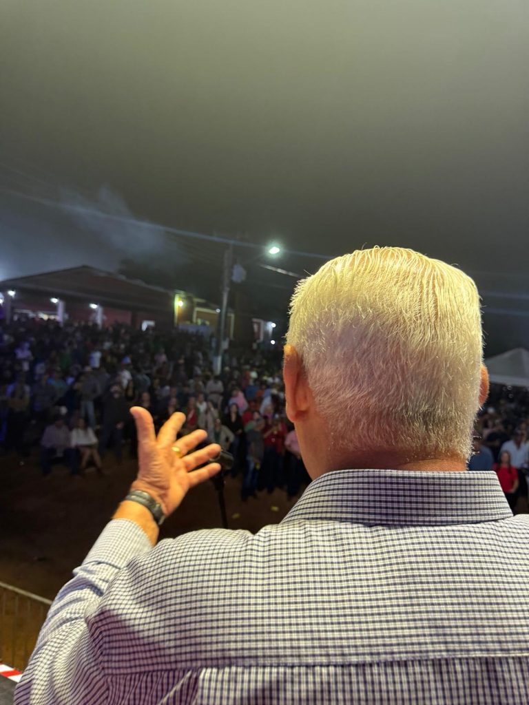 Prefeito Neco Pagliosa comemora sucesso da programação dos 60 anos de Caracol Prefeito Neco Pagliosa comemora sucesso da programação dos 60 anos de Caracol