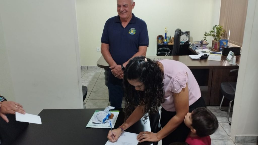 Prefeitura de Caracol ultrapassa 400 imóveis regularizados através do REURB