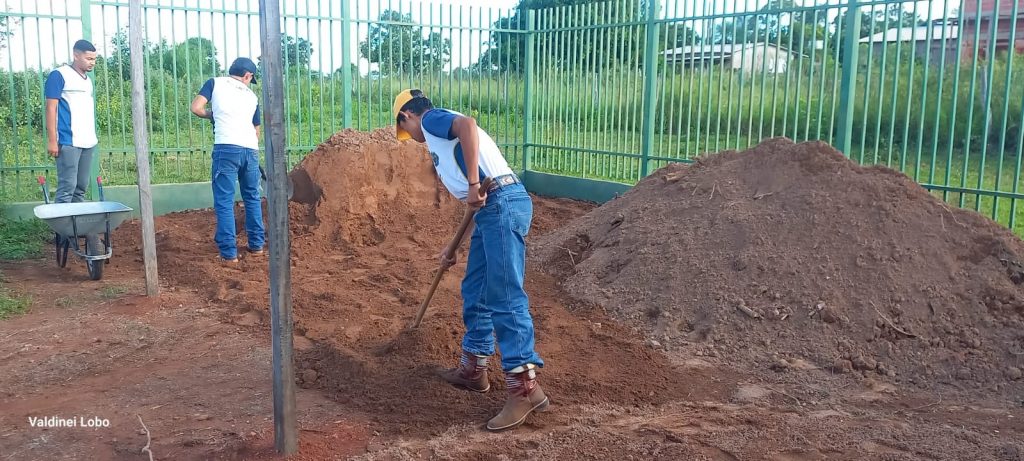 Projeto “Horta Escolar: Frutos para o Amanhã” transforma ensino e fortalece laços na Escola Rural Inácio Silvestre Monteiro Projeto “Horta Escolar: Frutos para o Amanhã” transforma ensino e fortalece laços na Escola Rural Inácio Silvestre Monteiro