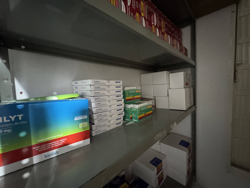 Farmácia Pública de Caracol amplia atendimento e passa a entregar medicamentos também no período noturno Farmácia Pública de Caracol amplia atendimento e passa a entregar medicamentos também no período noturno