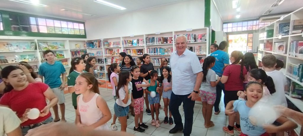 Colônia de Férias é sucesso em Caracol Colônia de Férias é sucesso em Caracol