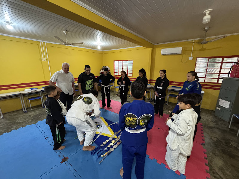 Projeto “ESPORTE +" Escola de Jiu-Jitsu conquista 11 medalhas no Campeonato Brasileiro Centro-Oeste