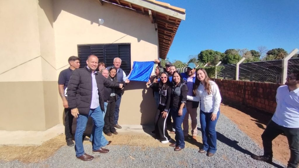 Prefeitura de Caracol entrega 26 novas casas e inaugura ponte de concreto