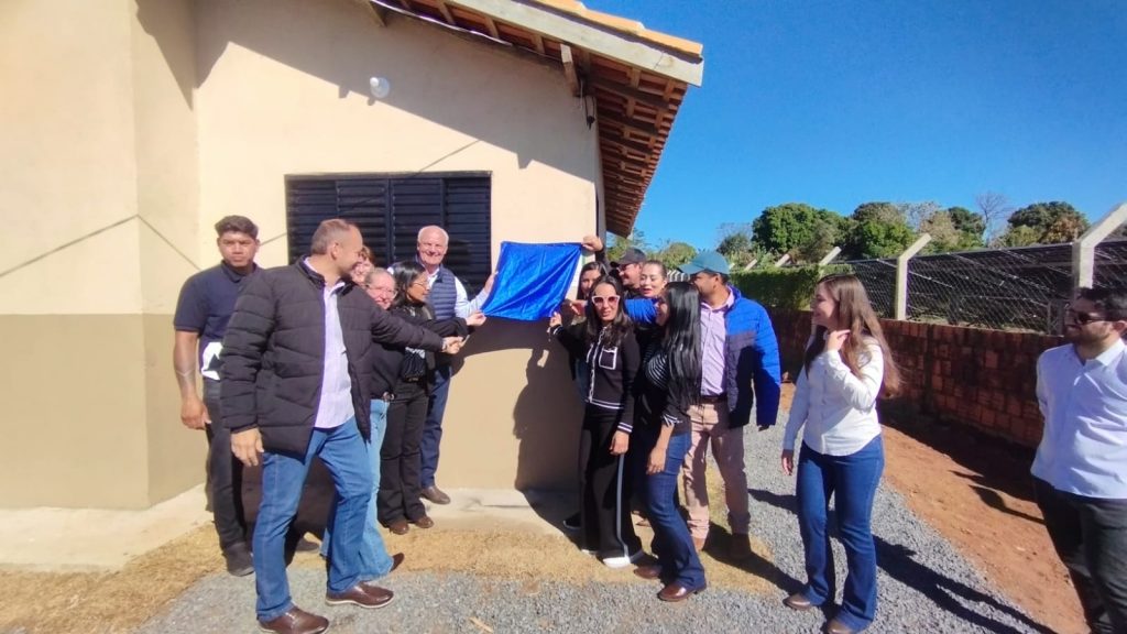 Prefeitura de Caracol entrega 26 novas casas e inaugura ponte de concreto