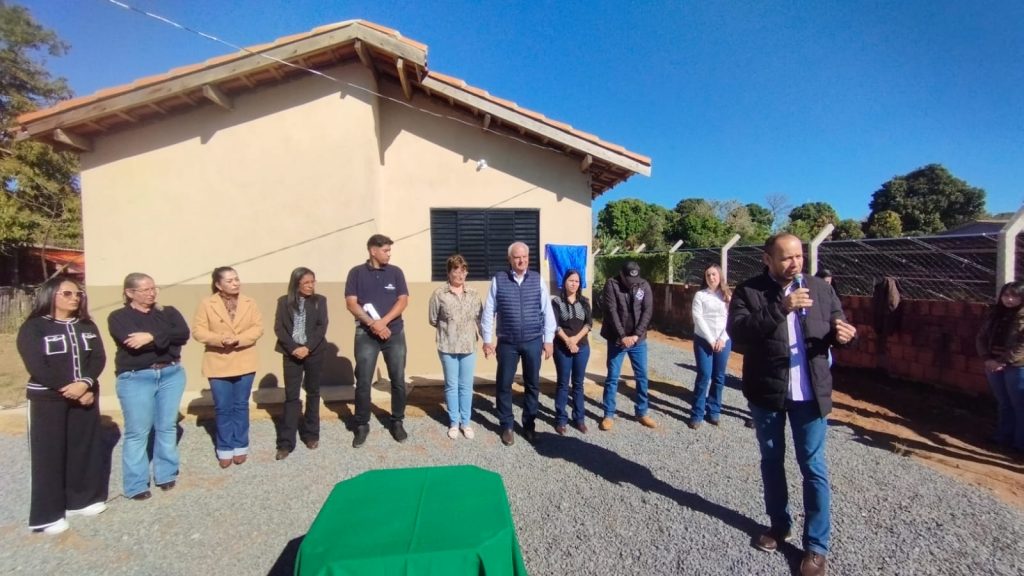 Prefeitura de Caracol entrega 26 novas casas e inaugura ponte de concreto