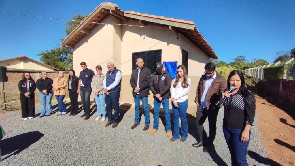 Prefeitura de Caracol entrega 26 novas casas e inaugura ponte de concreto