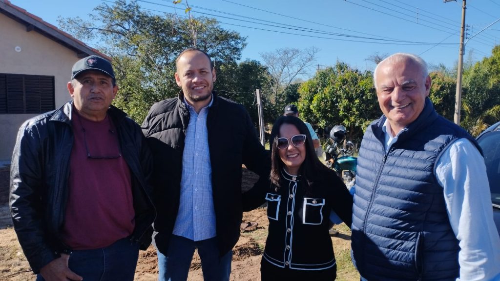 Prefeitura de Caracol entrega 26 novas casas e inaugura ponte de concreto