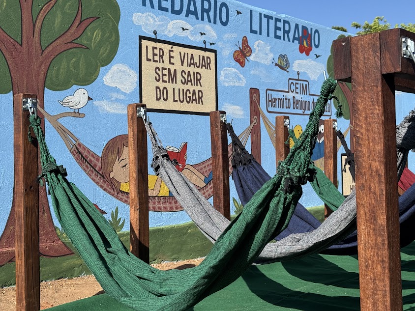 Prefeitura e Sicredi inauguram Redário Literário em Caracol
