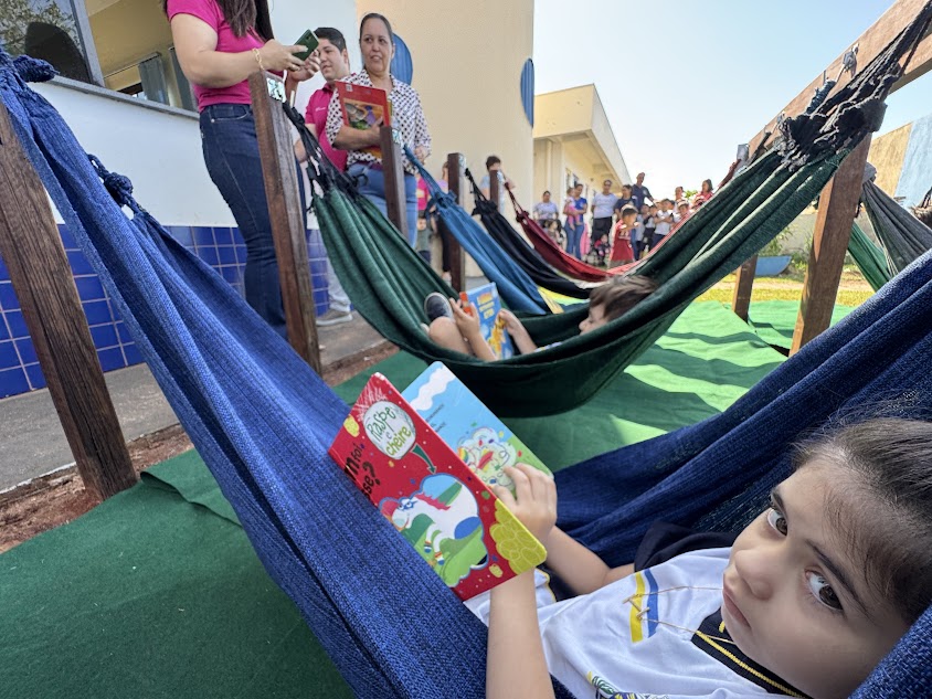 Prefeitura e Sicredi inauguram Redário Literário em Caracol