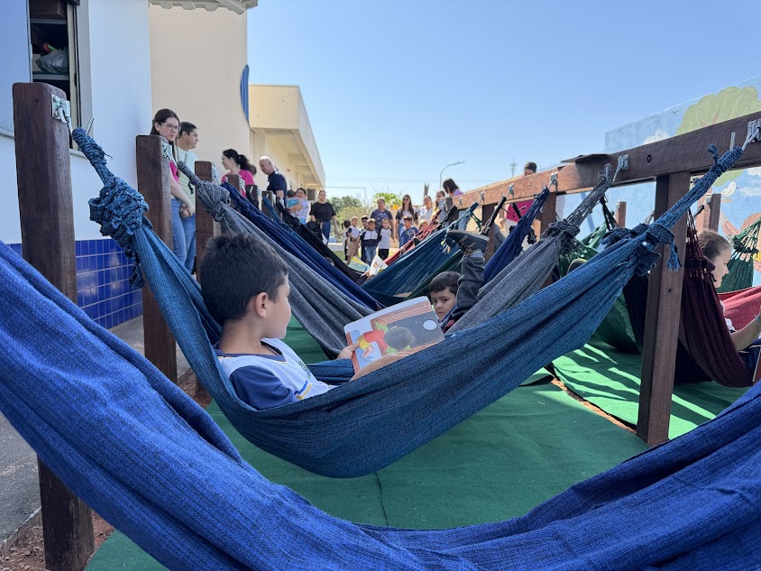Prefeitura e Sicredi inauguram Redário Literário em Caracol