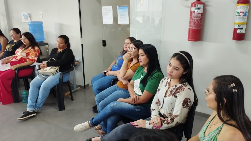 Caracol promove roda de conversa sobre a importância do aleitamento materno no Agosto Dourado