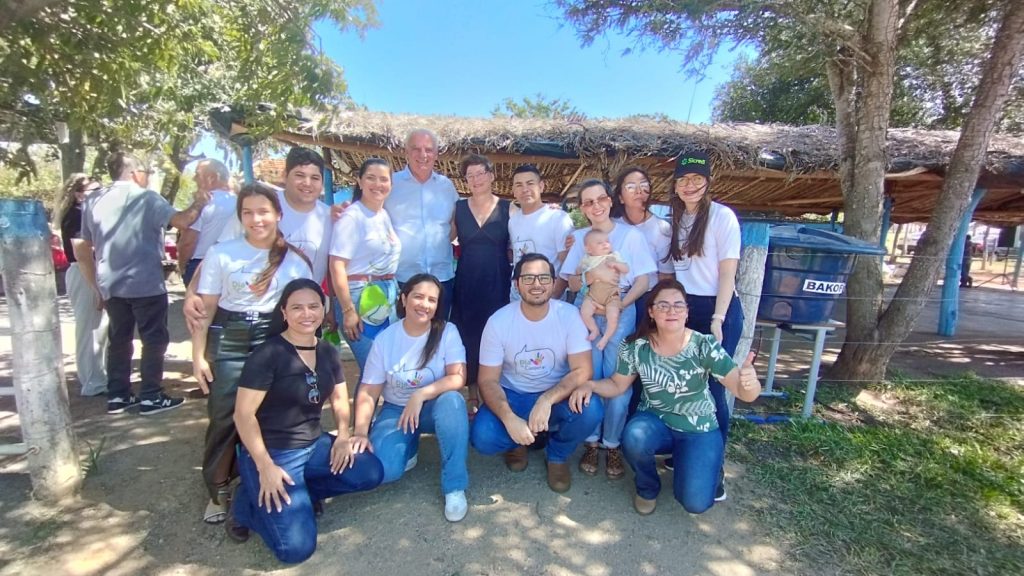 Prefeitura de Caracol promove almoço dançante para idosos do SCFV 60+ em parceria com Sicredi Prefeitura de Caracol promove almoço dançante para idosos do SCFV 60+ em parceria com Sicredi