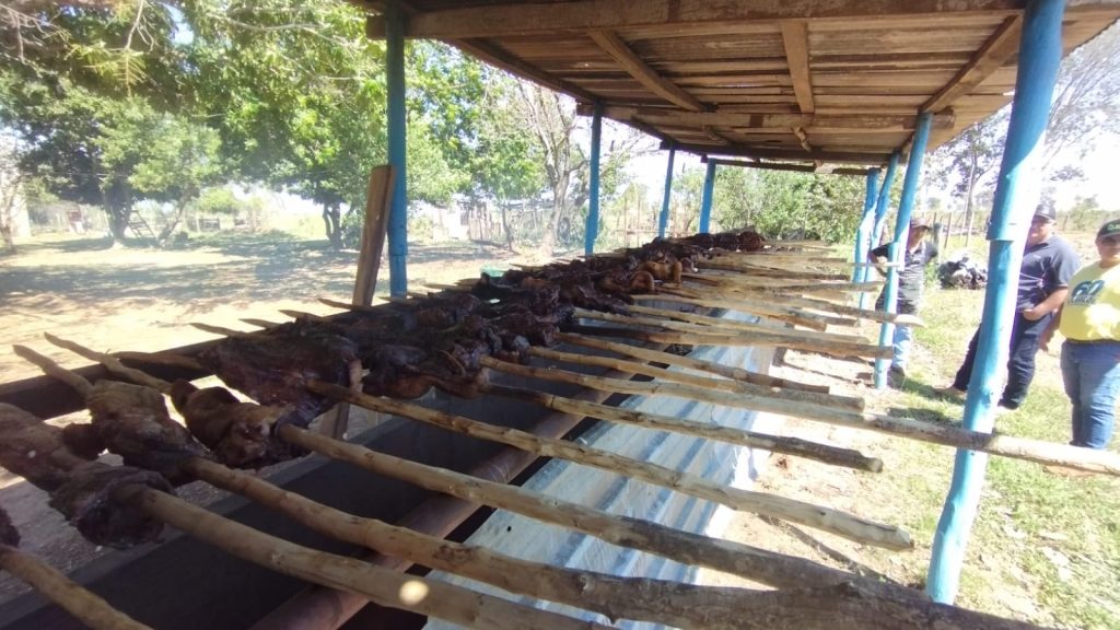 Prefeitura de Caracol promove almoço dançante para idosos do SCFV 60+ em parceria com Sicredi Prefeitura de Caracol promove almoço dançante para idosos do SCFV 60+ em parceria com Sicredi