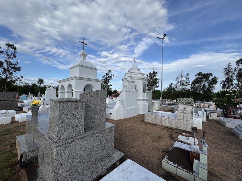 Prefeitura de Caracol organiza Cemitério Municipal para o Dia de Finados Prefeitura de Caracol organiza Cemitério Municipal para o Dia de Finados