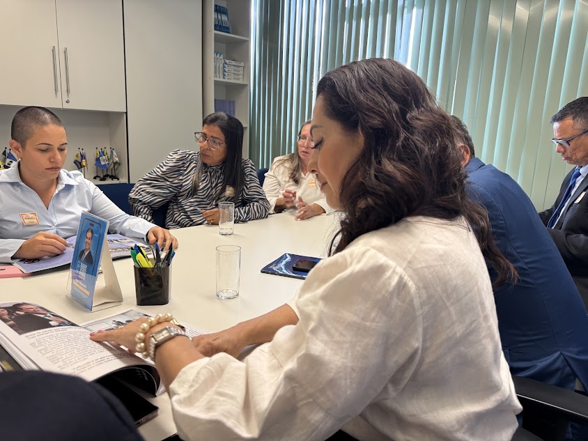 Prefeito Carlos Humberto Pagliosa e vereadores celebram resultados de viagem a Brasília Prefeito Carlos Humberto Pagliosa e vereadores celebram resultados de viagem a Brasília