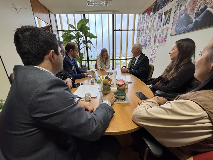 Prefeito Carlos Humberto Pagliosa e vereadores celebram resultados de viagem a Brasília Prefeito Carlos Humberto Pagliosa e vereadores celebram resultados de viagem a Brasília