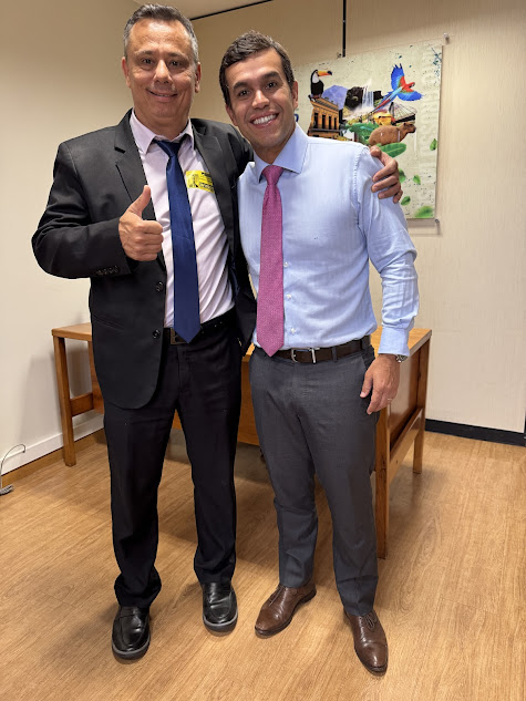 Prefeito Carlos Humberto Pagliosa e vereadores celebram resultados de viagem a Brasília Prefeito Carlos Humberto Pagliosa e vereadores celebram resultados de viagem a Brasília