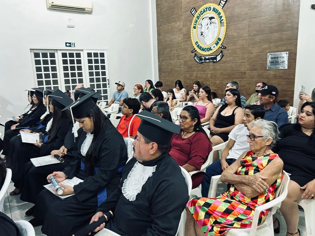 Caracol celebra formatura da primeira turma do Curso Técnico em Administração do Instituto Federal