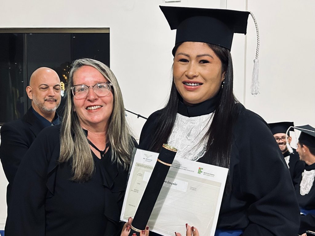 Caracol celebra formatura da primeira turma do Curso Técnico em Administração do Instituto Federal