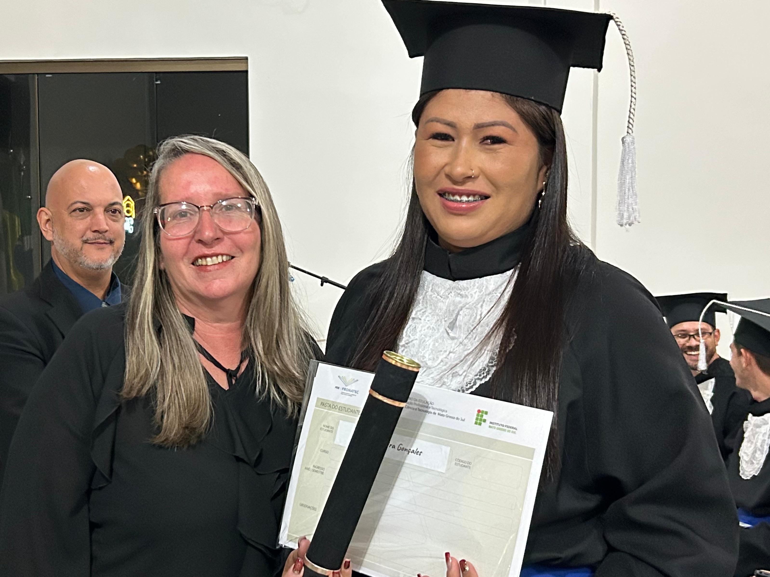 Caracol celebra formatura da primeira turma do Curso Técnico em Administração do Instituto Federal