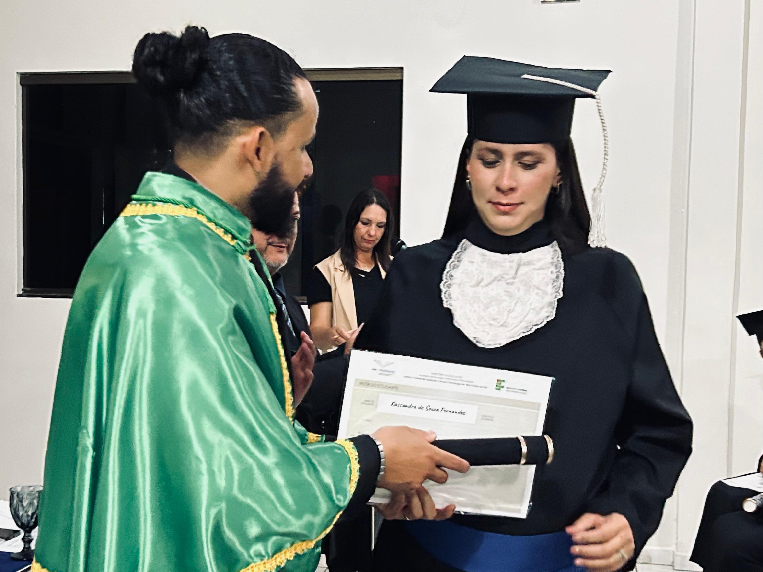 Caracol celebra formatura da primeira turma do Curso Técnico em Administração do Instituto Federal