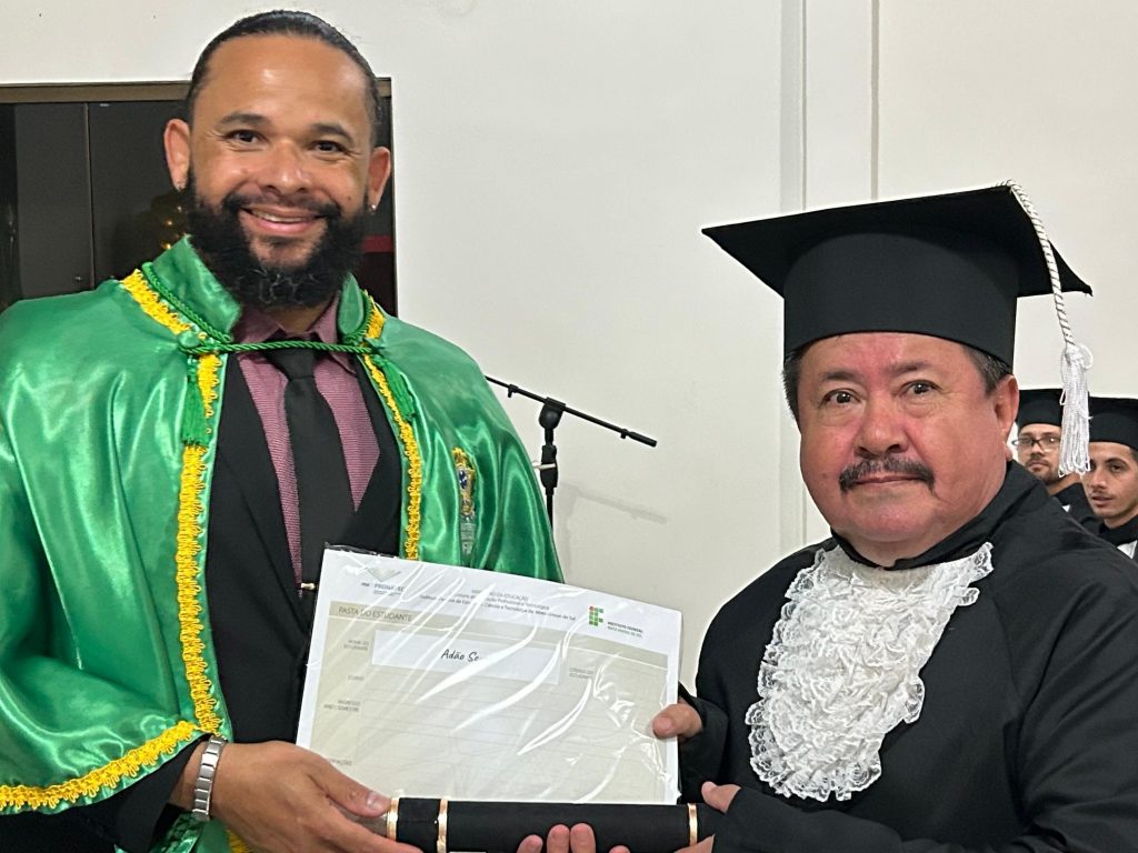 Caracol celebra formatura da primeira turma do Curso Técnico em Administração do Instituto Federal