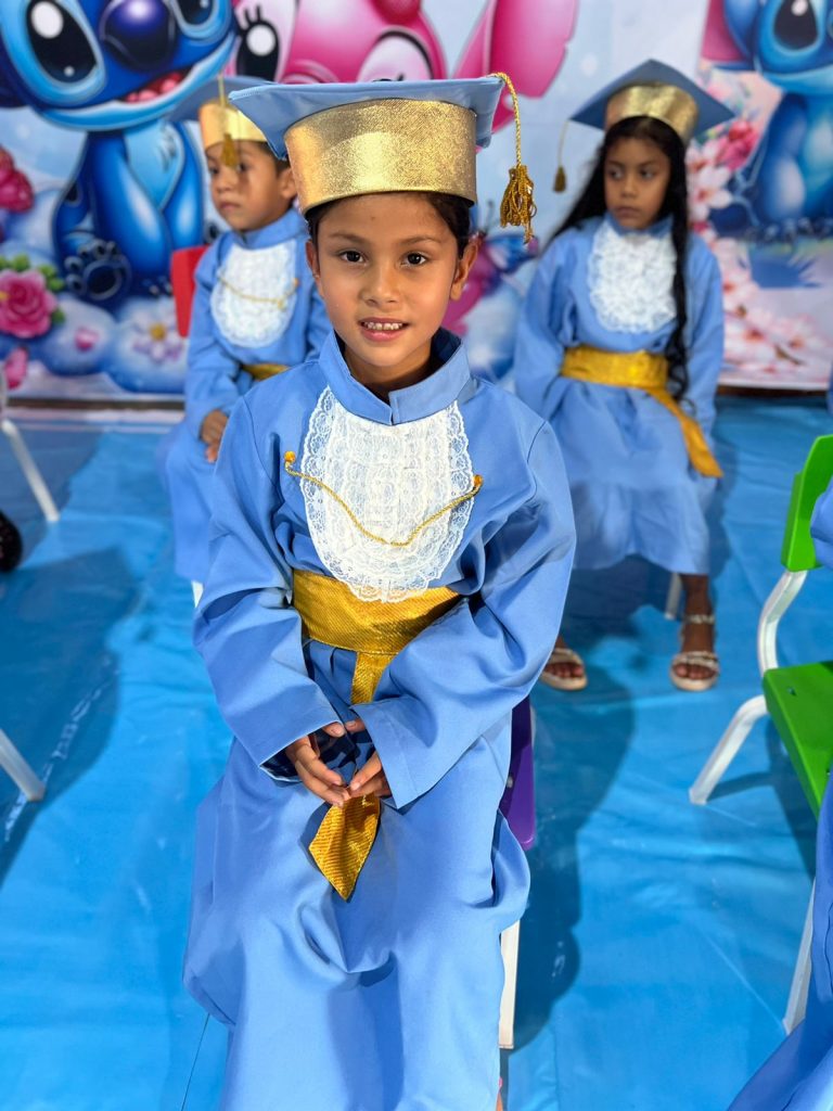 Escola Rural Inácio Silvestre Monteiro, no Alto Caracol, realiza formatura da Pré-Escola e do 9º ano