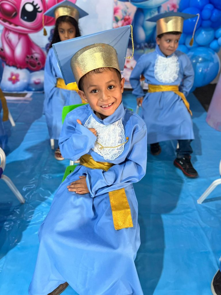 Escola Rural Inácio Silvestre Monteiro, no Alto Caracol, realiza formatura da Pré-Escola e do 9º ano