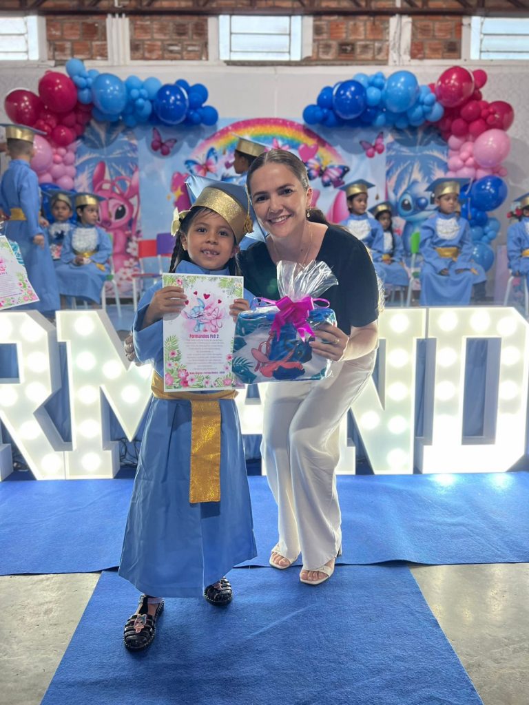 Escola Rural Inácio Silvestre Monteiro, no Alto Caracol, realiza formatura da Pré-Escola e do 9º ano