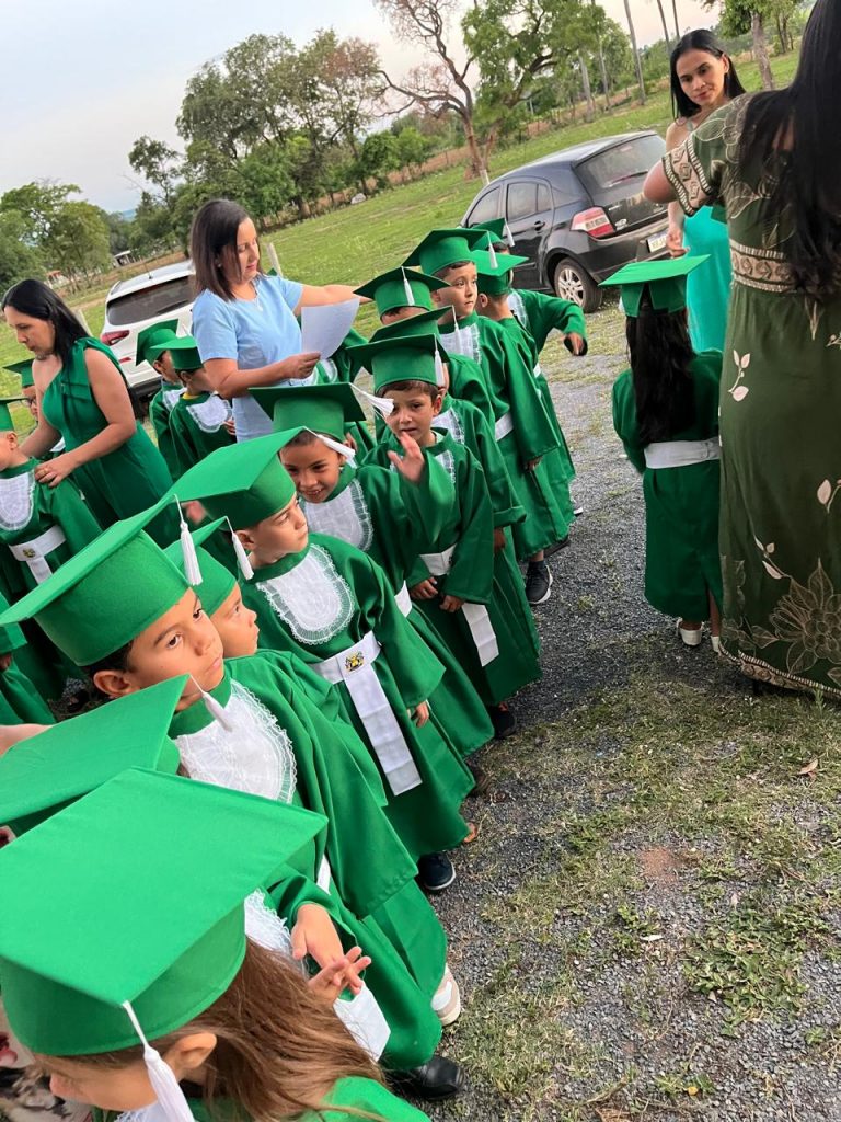 Lúdica, linda e divertida – CEIM Hermito Benigno de Souza realiza formatura das turminhas