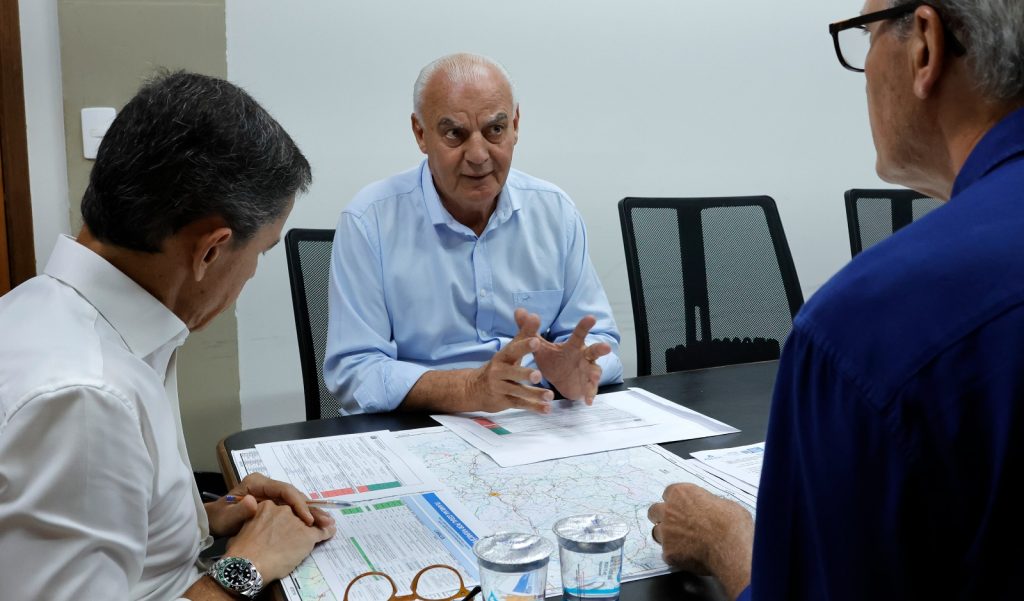 Avançam novos projetos e obras em Caracol