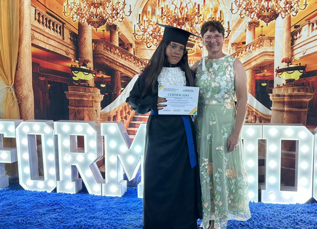 Formatura do 9� ano da Escola Jo�o Jos� Leite da Silva marca encerramento de ciclo em Caracol