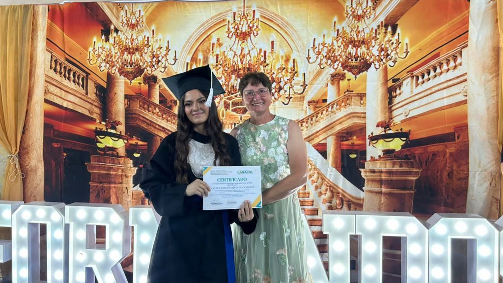 Formatura do 9� ano da Escola Jo�o Jos� Leite da Silva marca encerramento de ciclo em Caracol