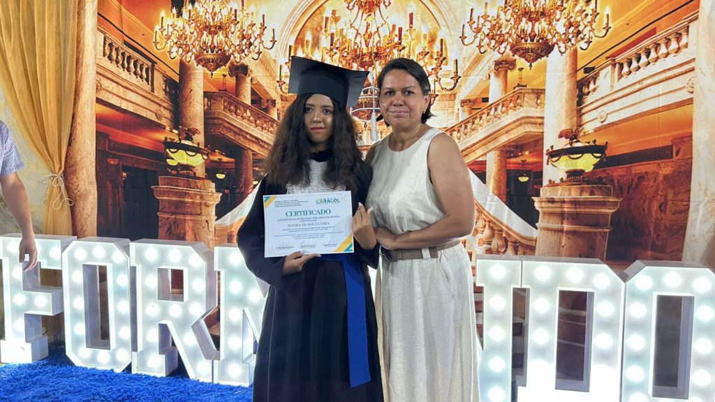 Formatura do 9� ano da Escola Jo�o Jos� Leite da Silva marca encerramento de ciclo em Caracol