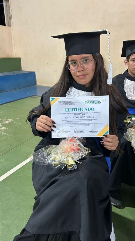 Formatura do 9� ano da Escola Jo�o Jos� Leite da Silva marca encerramento de ciclo em Caracol