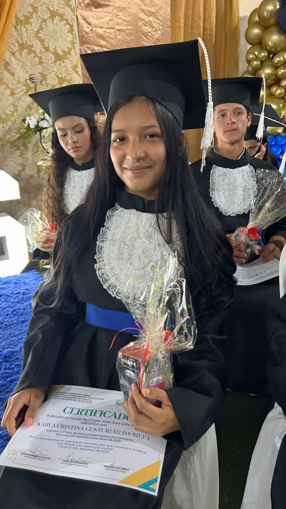 Formatura do 9� ano da Escola Jo�o Jos� Leite da Silva marca encerramento de ciclo em Caracol