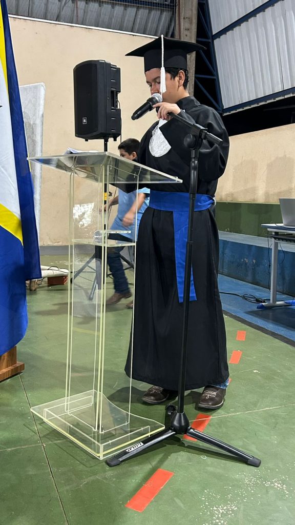 Formatura do 9� ano da Escola Jo�o Jos� Leite da Silva marca encerramento de ciclo em Caracol